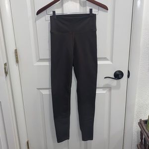 Fabletics yoga pants